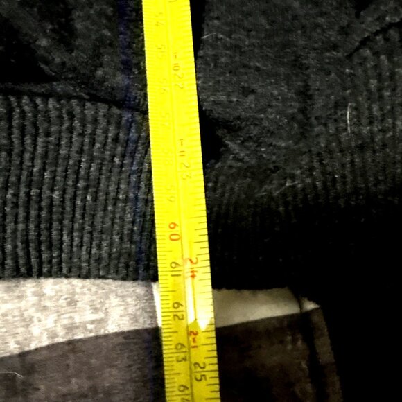 Aerie XS Sherpa-Lined Black Hoodie With Drawstrings & Kangaroo Pocket - Picture 6 of 6